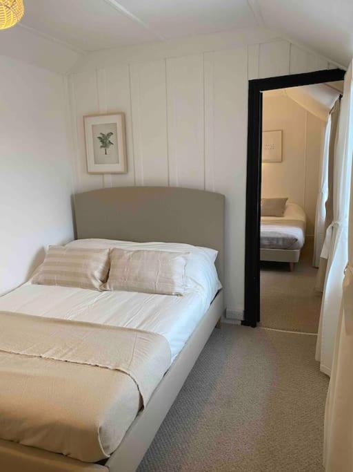 New Renovated Beach Front Cottage Маузхол Экстерьер фото